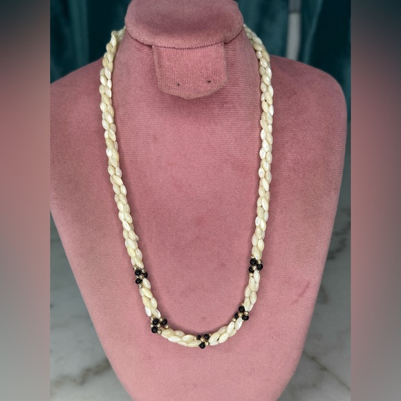 Vintage Mother-of-Pearl Twisted Necklace - Picture 1 of 2